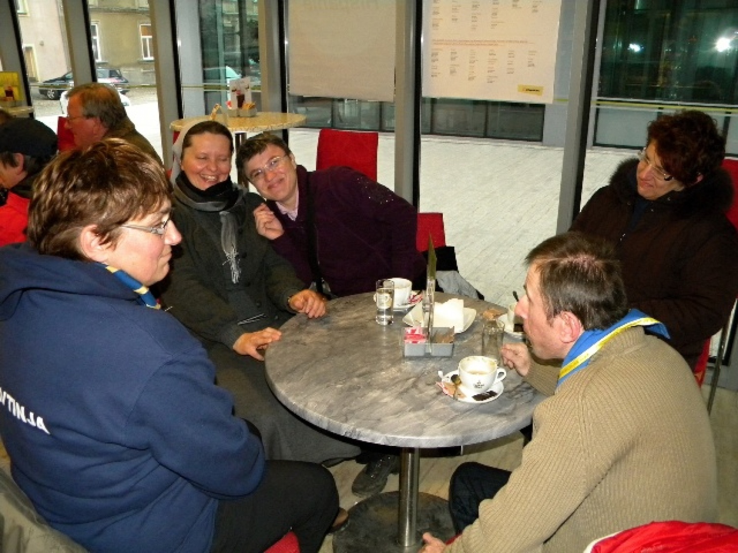 Letošnje prvo srečanje z našimi skavtskimi prijatelji s CVD Golovca smo tretjo februarsko nedeljo izkoristili za potep ob Savinji. Zraven smo povabili še sestro Magdo iz Frančiškanskega reda Marijinega misijona, ki od lanskega decembra prebivajo tudi v Celju v bivšem kapucinskem samostanu.