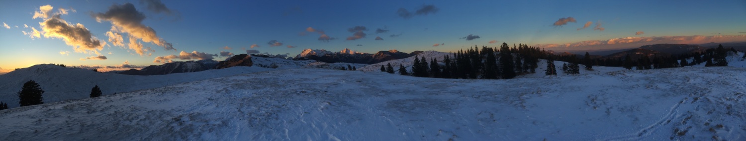 Plamen zasvetil tudi na Veliki planini