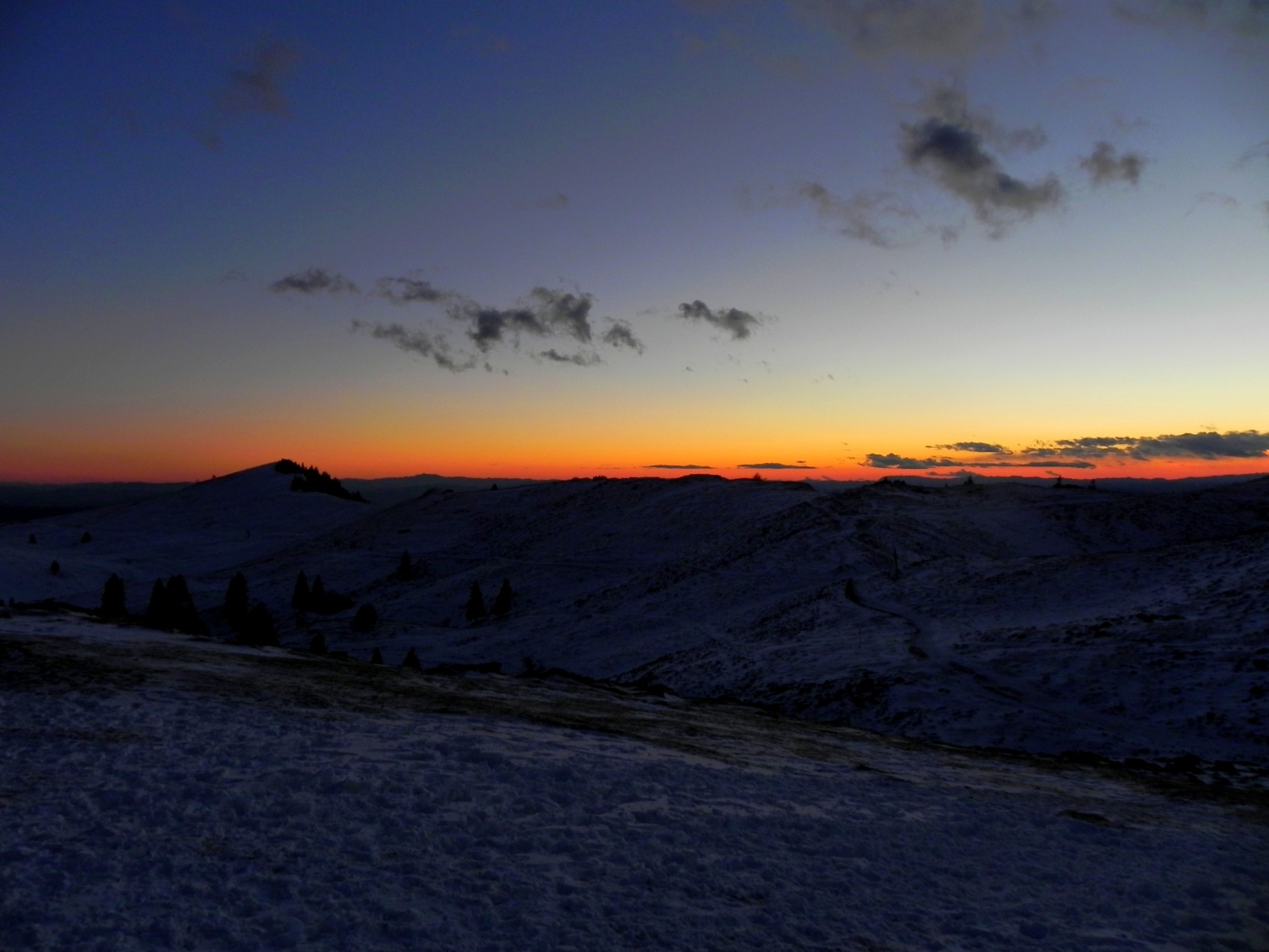 Plamen zasvetil tudi na Veliki planini