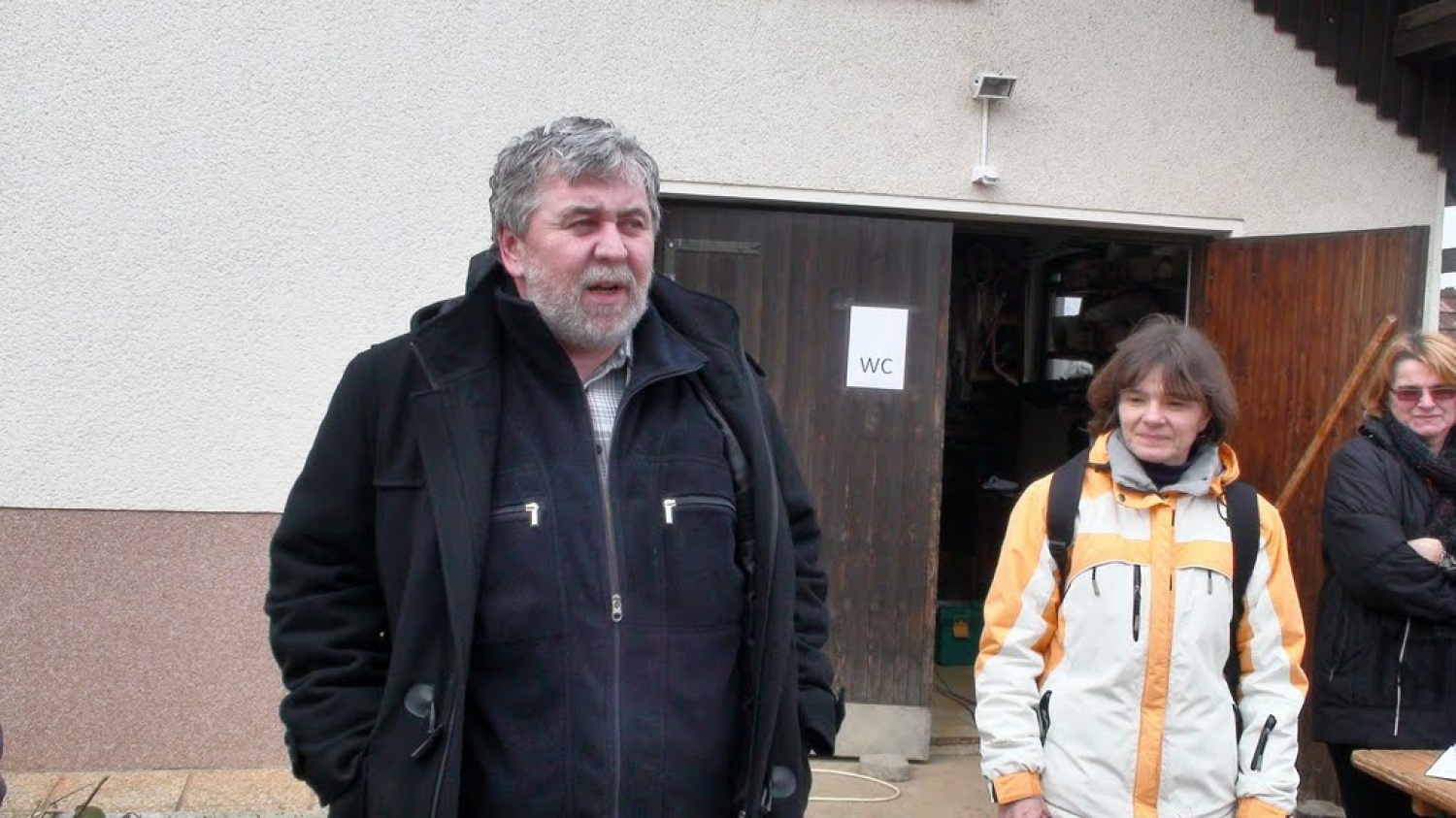 Kkavtska akademija super zamisel. Zakaj? Ne samo zato, da se bodo ukaželjni še bolj poučili o skavstvu in vodenju, pač pa tudi zato, ker se brez akademije ne bi zgodilo to kar smo doživeli v soboto. Dva projekta: tehničnega v obliki dveh sončnih elektrarn in kulturnega v obliki učenja ljudske glasbe in plesa.