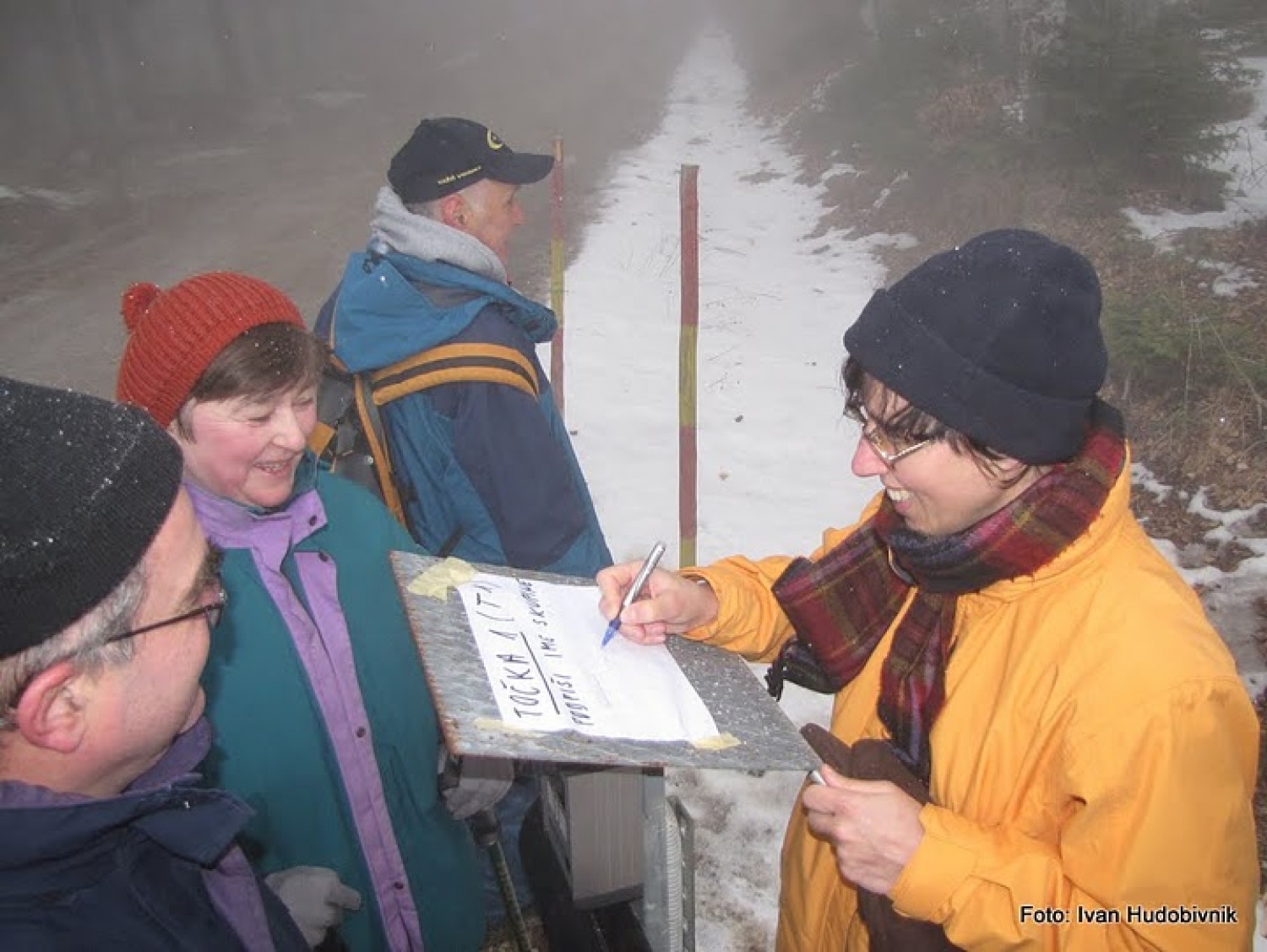 Kaj imajo skupnega naše skavtske družine in brat Stane Bešter? Marsikaj, a najnovejša je ta, da so si ukradli srce. Vsak je vsakemu ukradel vsaj majhen košček. Ne verjamete? Zgodilo se je na Pohorju, na zimskem taboru. Da se je to zgodilo, je kriv trop za pripravo tabora na čelu z Alenko, ki je dejavnosti treh dni tudi uspešno in potrpežljivo vodila. Izbral je namreč Don Boskove besede mladim: "Ukradli ste mi srce."