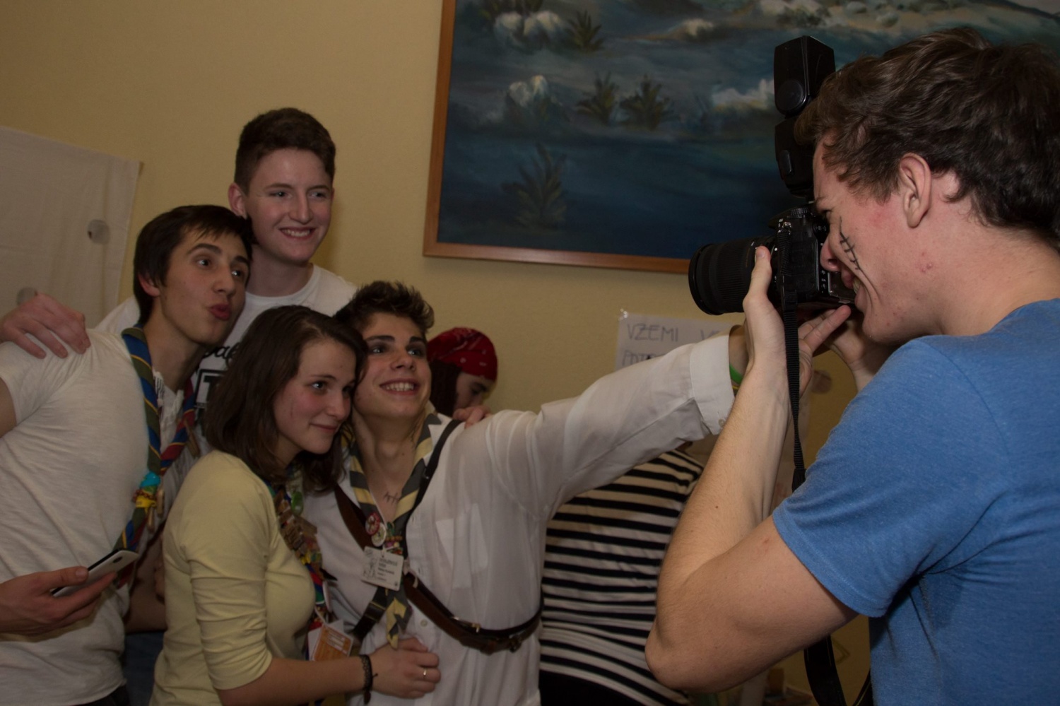 Gusarji v dvorani na Viru