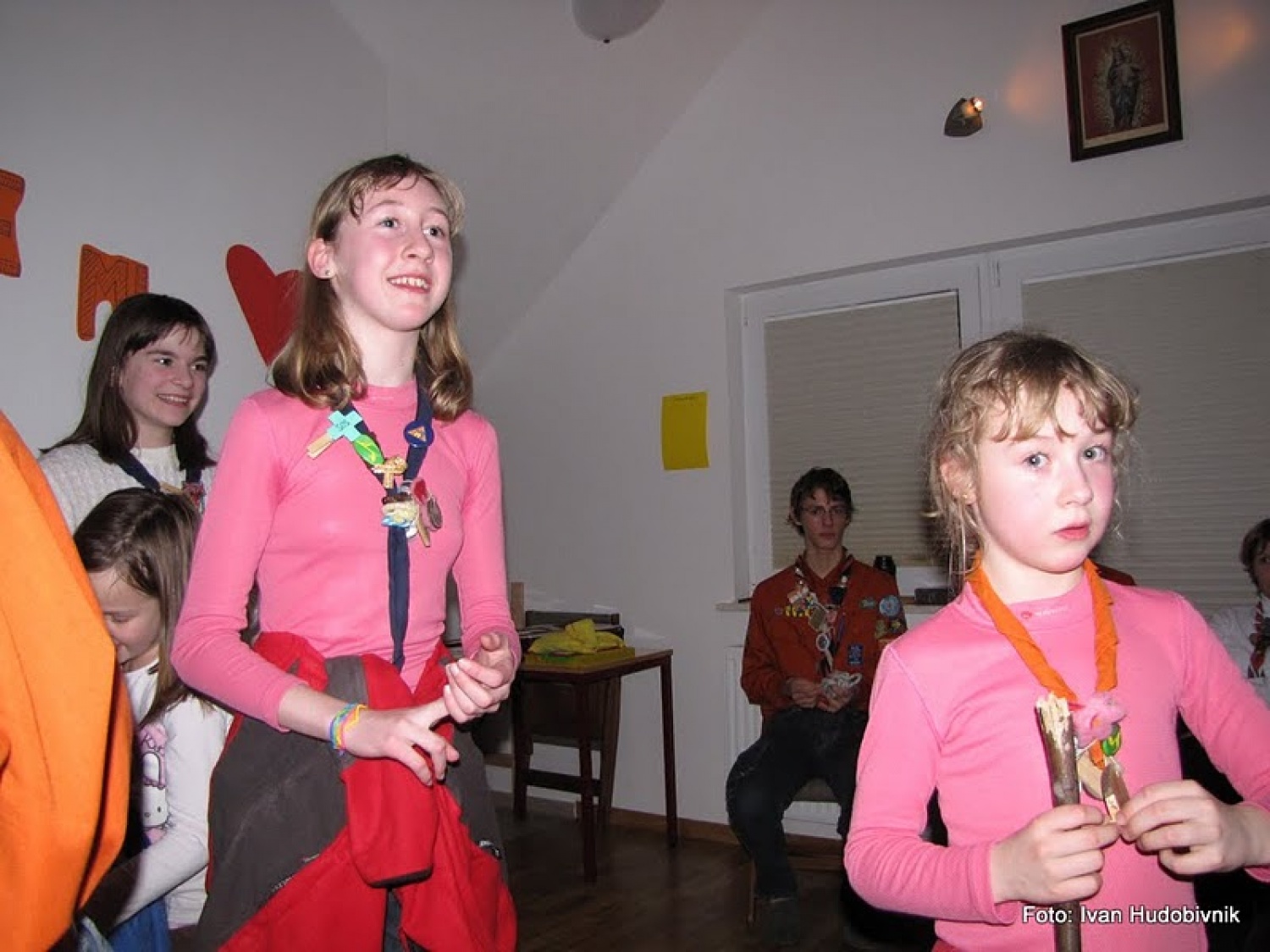 Kaj imajo skupnega naše skavtske družine in brat Stane Bešter? Marsikaj, a najnovejša je ta, da so si ukradli srce. Vsak je vsakemu ukradel vsaj majhen košček. Ne verjamete? Zgodilo se je na Pohorju, na zimskem taboru. Da se je to zgodilo, je kriv trop za pripravo tabora na čelu z Alenko, ki je dejavnosti treh dni tudi uspešno in potrpežljivo vodila. Izbral je namreč Don Boskove besede mladim: "Ukradli ste mi srce."