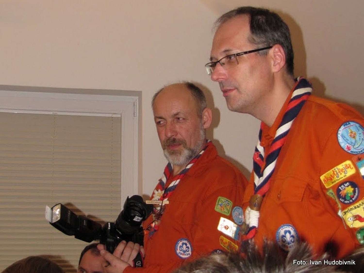 Kaj imajo skupnega naše skavtske družine in brat Stane Bešter? Marsikaj, a najnovejša je ta, da so si ukradli srce. Vsak je vsakemu ukradel vsaj majhen košček. Ne verjamete? Zgodilo se je na Pohorju, na zimskem taboru. Da se je to zgodilo, je kriv trop za pripravo tabora na čelu z Alenko, ki je dejavnosti treh dni tudi uspešno in potrpežljivo vodila. Izbral je namreč Don Boskove besede mladim: "Ukradli ste mi srce."