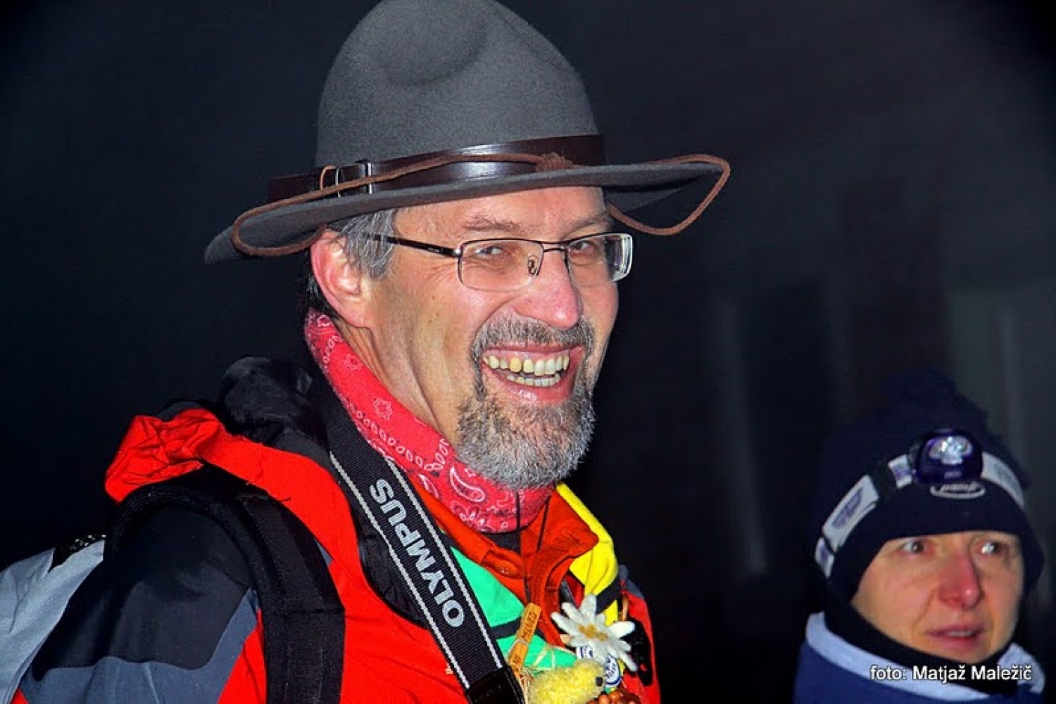 Napovedani pohod odraslih skavtov na Blegoš v noči iz 18. na 19. februar 2011 je uspel. Kot nagrada za zimski vzpon nas je pričakal vrh (1562 m) v siju polne lune. Pohoda so se udeležile skavtinje in skavti iz 7 bratovščin ( Cerkno, Kranj, Domžale, Škofja Loka, Štepanja vas, Brezovica, Celje 2) volčiči in klanovci iz stega Škofja Loka ter še nekaj gostov neskavtov, skupno 29 udeležencev.