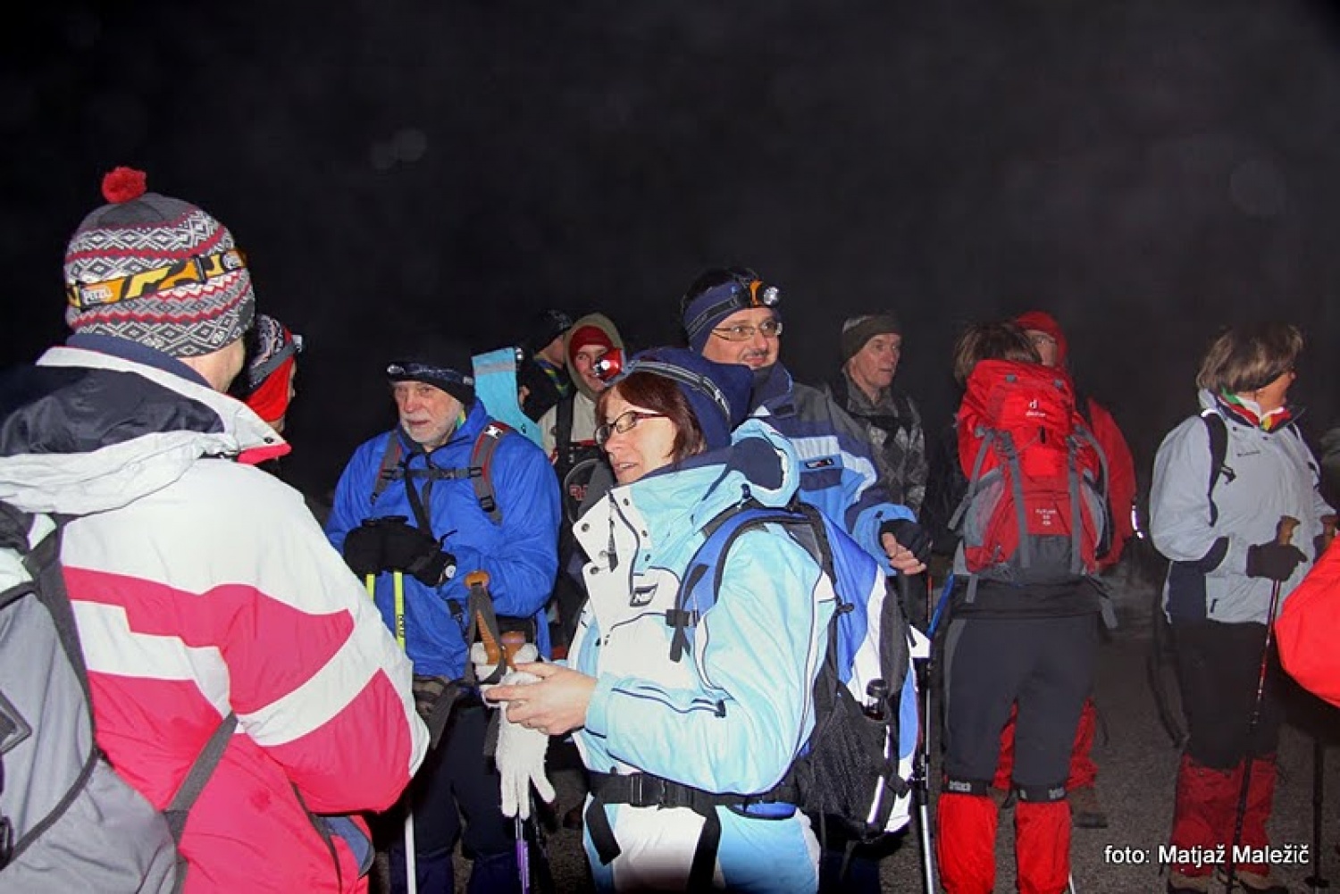 Napovedani pohod odraslih skavtov na Blegoš v noči iz 18. na 19. februar 2011 je uspel. Kot nagrada za zimski vzpon nas je pričakal vrh (1562 m) v siju polne lune. Pohoda so se udeležile skavtinje in skavti iz 7 bratovščin ( Cerkno, Kranj, Domžale, Škofja Loka, Štepanja vas, Brezovica, Celje 2) volčiči in klanovci iz stega Škofja Loka ter še nekaj gostov neskavtov, skupno 29 udeležencev.