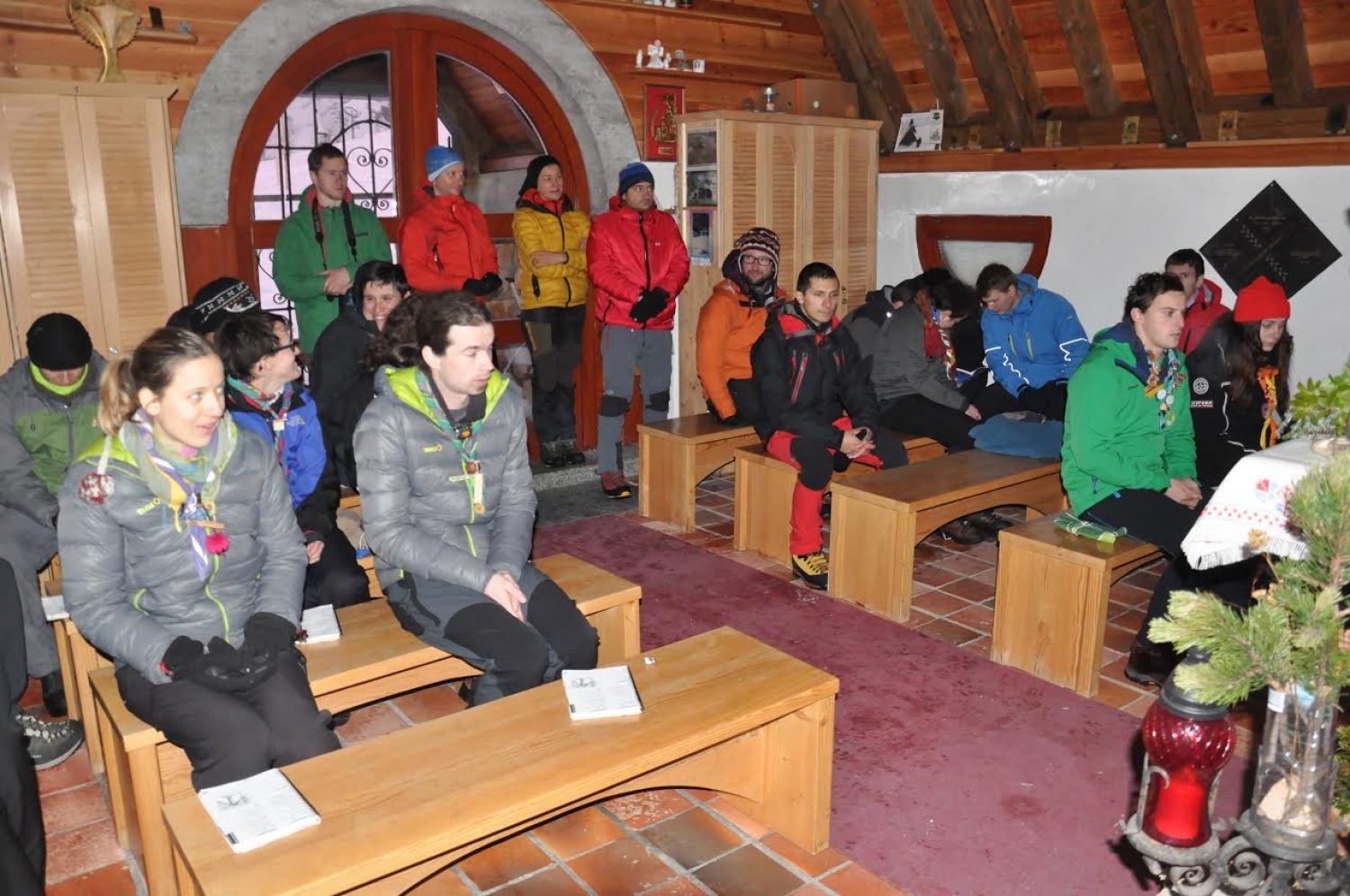 Sveta maša v kapeli na 2515 metrih nadmorska višine