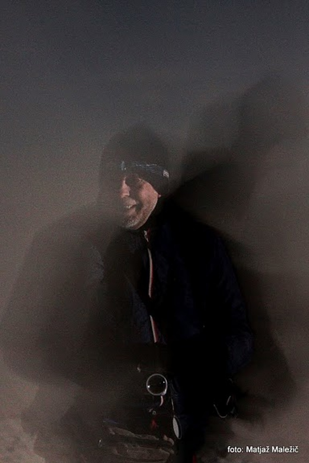 Napovedani pohod odraslih skavtov na Blegoš v noči iz 18. na 19. februar 2011 je uspel. Kot nagrada za zimski vzpon nas je pričakal vrh (1562 m) v siju polne lune. Pohoda so se udeležile skavtinje in skavti iz 7 bratovščin ( Cerkno, Kranj, Domžale, Škofja Loka, Štepanja vas, Brezovica, Celje 2) volčiči in klanovci iz stega Škofja Loka ter še nekaj gostov neskavtov, skupno 29 udeležencev.