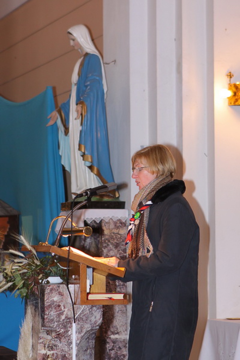 Bogato skavtsko srečanje smo si pripravili odrasli skavti in skavtinje v nedeljo na Loškem. Najprej petje pri maši v Žireh, praznovanje okrogle obletnice na Žirovskem vrhu in plezanje na umetni steni.