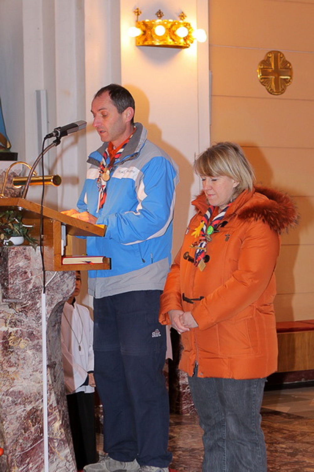 Bogato skavtsko srečanje smo si pripravili odrasli skavti in skavtinje v nedeljo na Loškem. Najprej petje pri maši v Žireh, praznovanje okrogle obletnice na Žirovskem vrhu in plezanje na umetni steni.
