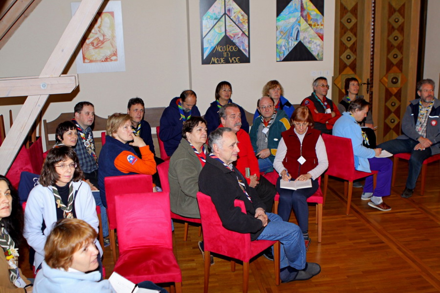 Duhovne vaje za odrasle skavte v Kančevcih od 7.do 9.1.2011 so se tokrat začele s služenjem kot pomoč Domu duhovnosti.To je bila dobra priprava na samo temo duhovnih vaj, ki je zajemala iz temeljev naše vere.