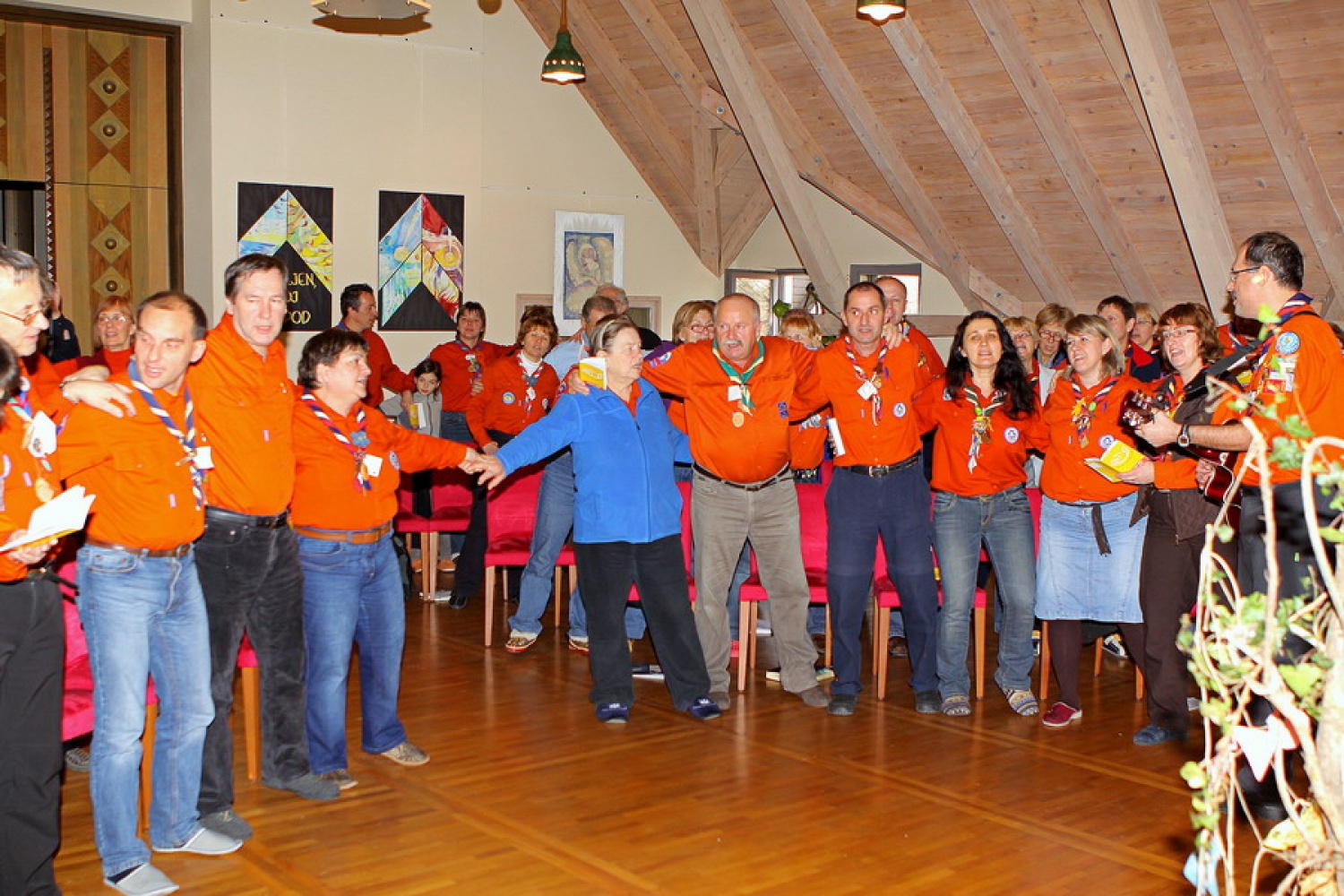 Duhovne vaje za odrasle skavte v Kančevcih od 7.do 9.1.2011 so se tokrat začele s služenjem kot pomoč Domu duhovnosti.To je bila dobra priprava na samo temo duhovnih vaj, ki je zajemala iz temeljev naše vere.