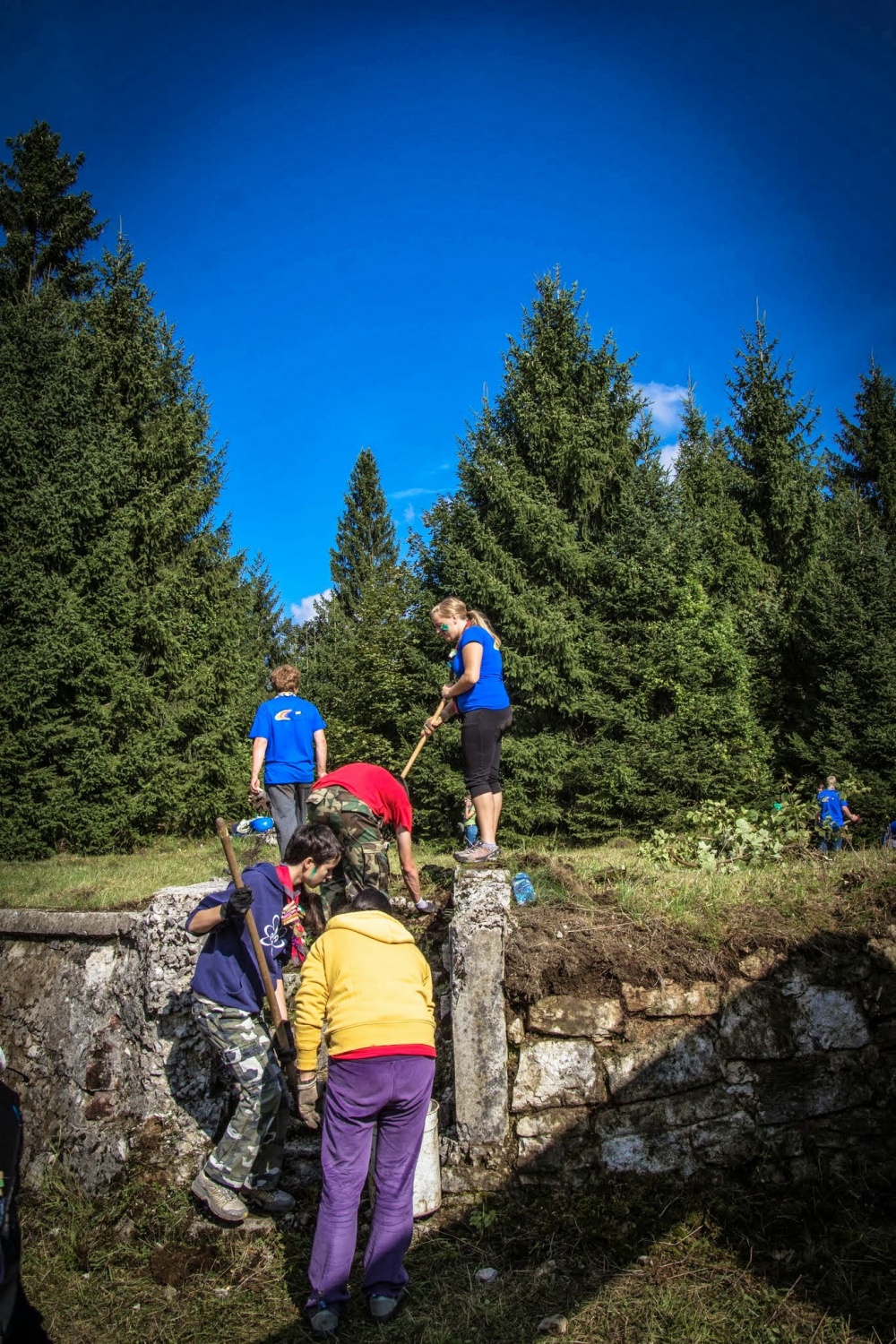 Črno-beli? Ne, POBARVANI! (VIDEO)