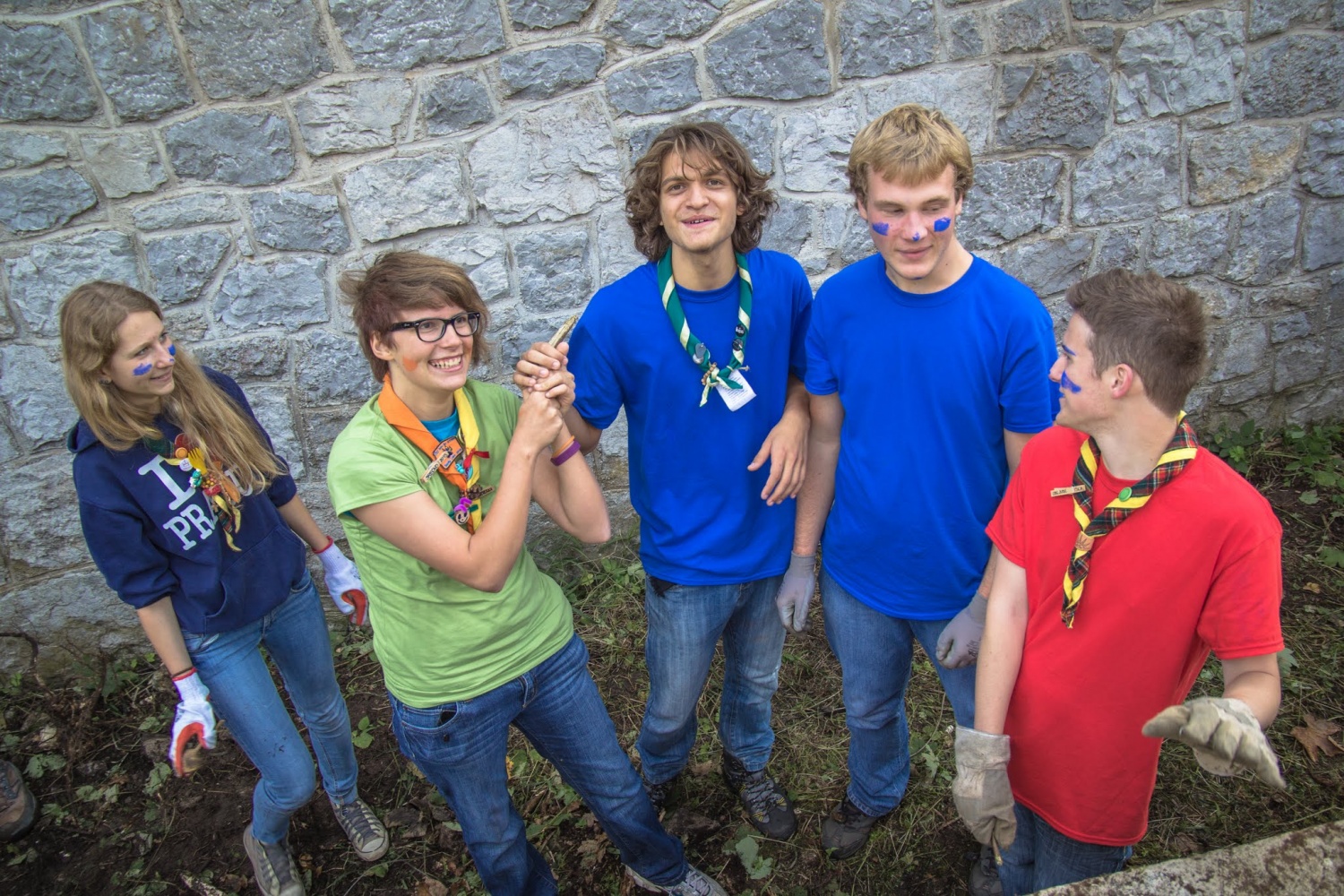 Črno-beli? Ne, POBARVANI! (VIDEO)