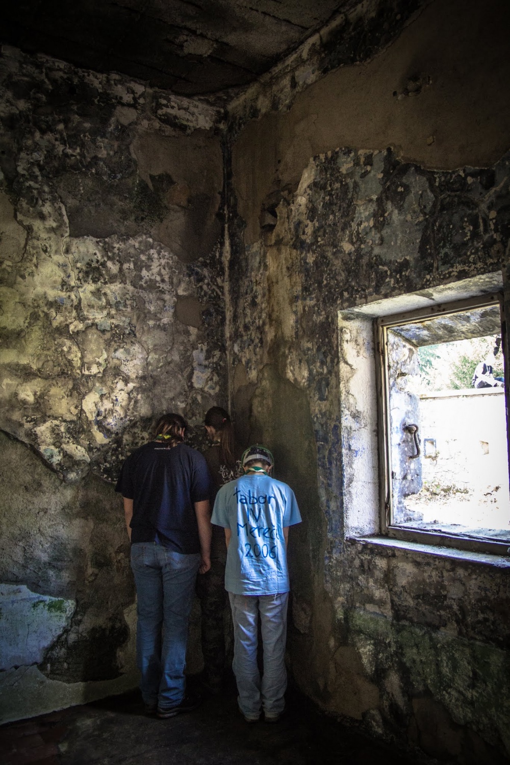 Črno-beli? Ne, POBARVANI! (VIDEO)