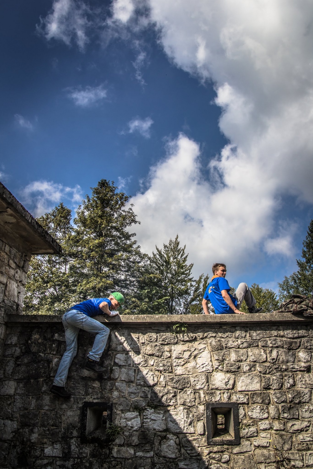 Črno-beli? Ne, POBARVANI! (VIDEO)