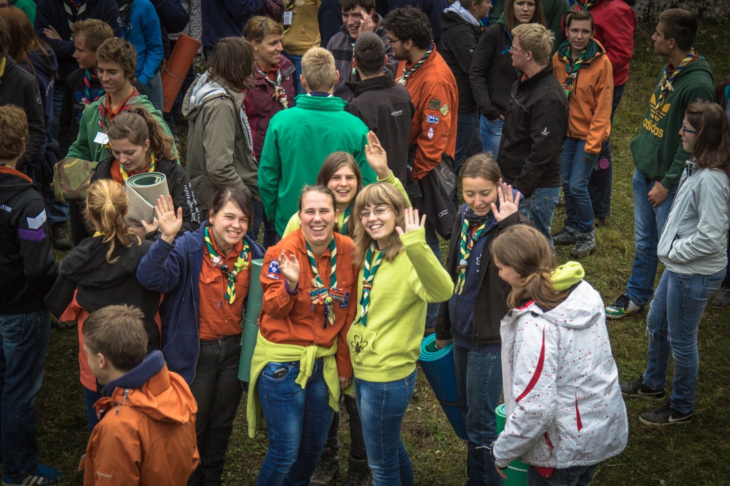 Črno-beli? Ne, POBARVANI! (VIDEO)