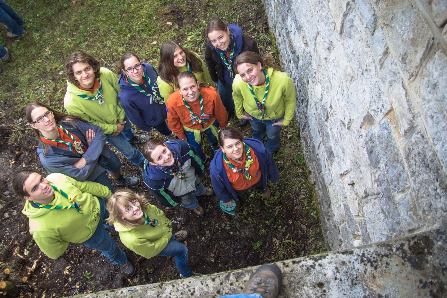 Črno-beli? Ne, POBARVANI! (VIDEO)