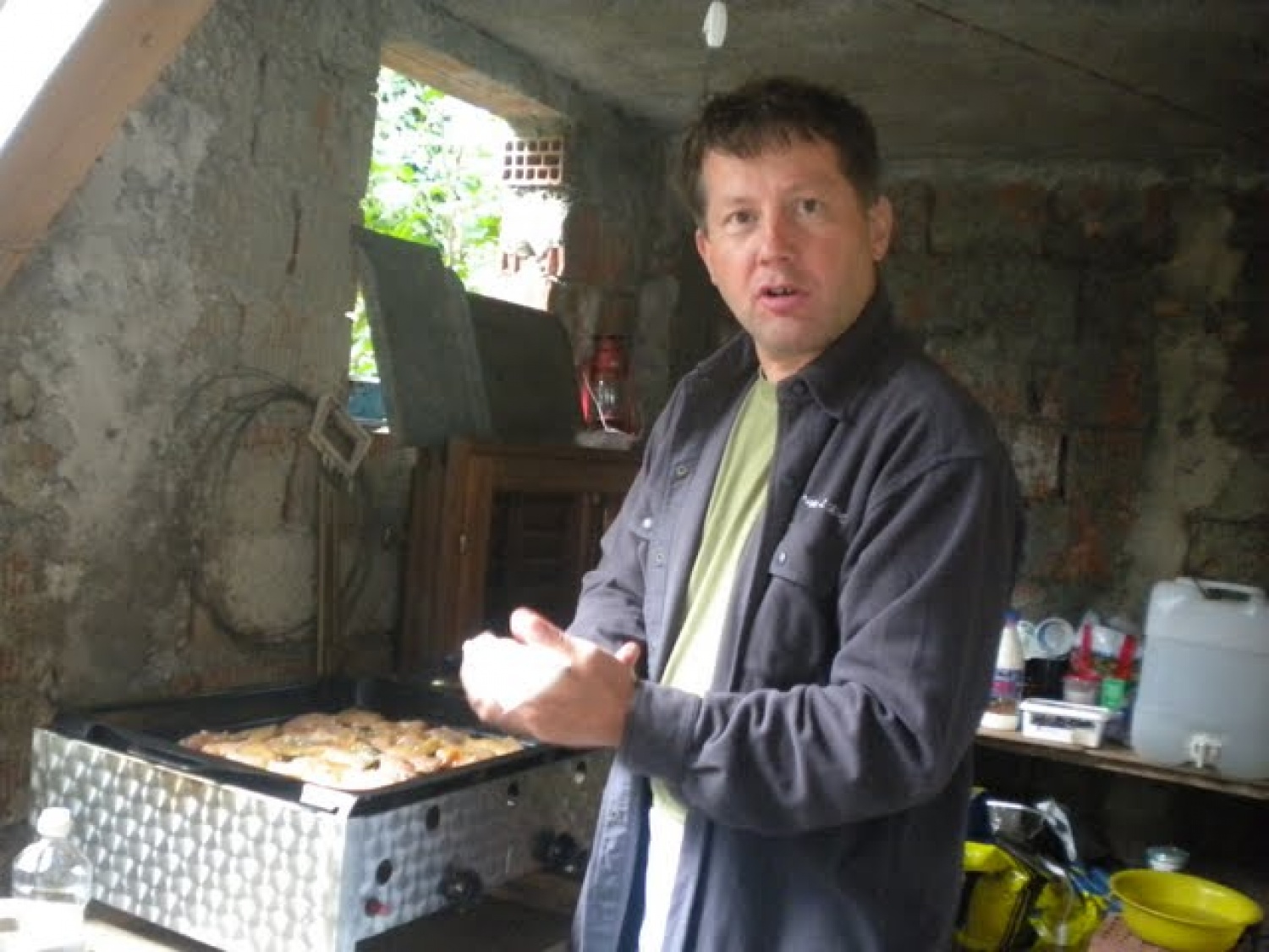 Z geslom »Mi se imamo radi« smo doživeli naš tabor na Krasu od 26. do 29.avgusta. Naš program je bil pester, a s pomočjo dela v skupinah smo zmogli izpeljati vse in še več od zastavljenega plana. To skupno bivanje na taborih nas vedno poveže, saj se preizkusimo v potrpežljivosti, pripravljenosti in sodelovanju drug z drugim.  To leto obeležujemo tudi  desetletnico delovanja naše bratovščine, zato je bila to tudi potrditev tega, da nam je še vedno skupaj lepo.