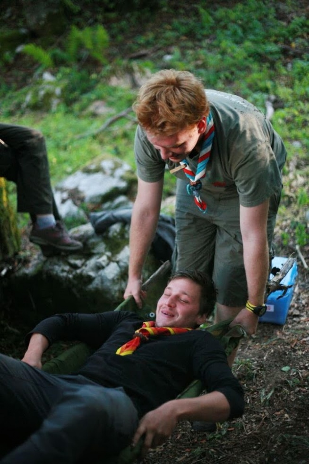 Ko medveda ni doma, skavti plešejo