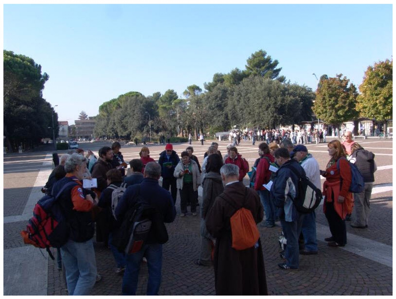 S pesmijo po Assisiju