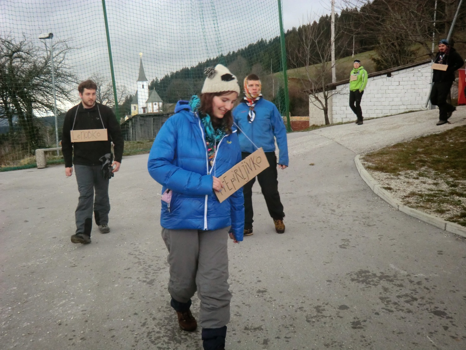velika igra - starim mamutom se zmeša