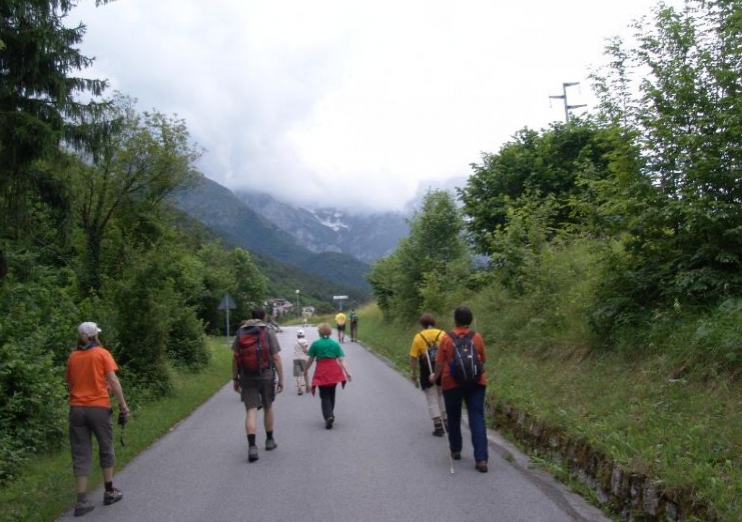 Najmlajša bratovščina odraslih skavtov Danijelove sove Celje 2 je letos prvič sama organizirala svoj poletni tabor v Zamejski Sloveniji med Rezijani.