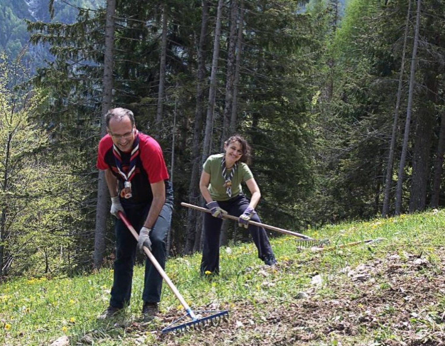 Služenje z veseljem