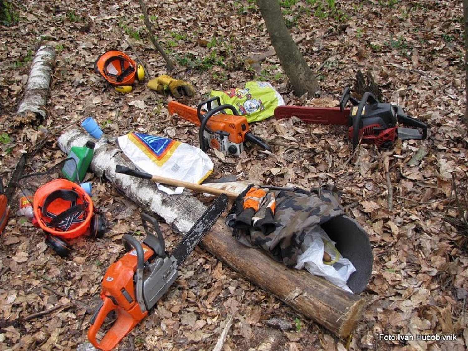 Motorne žage in ostali pripomočki