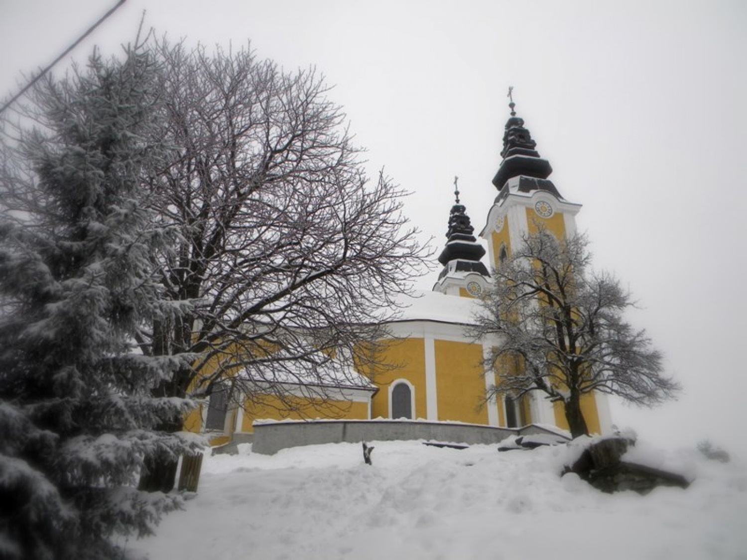 cerkev svetega Križa