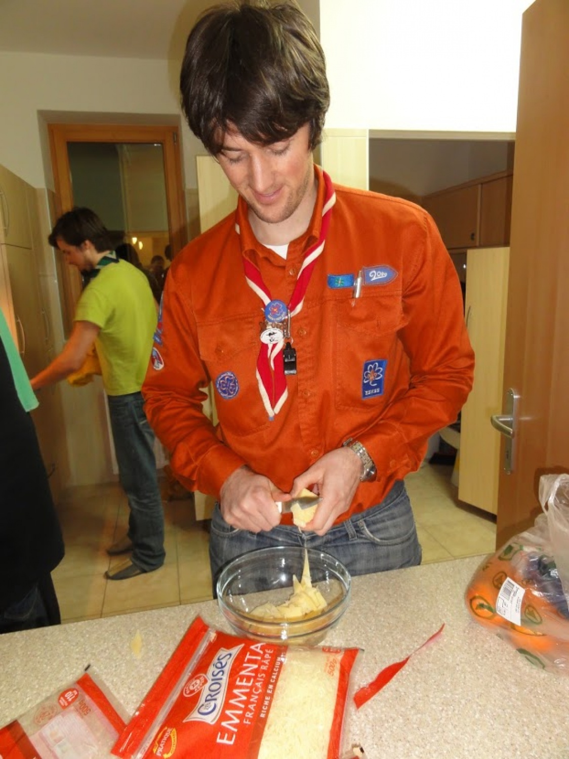 specialist za rezanje sira