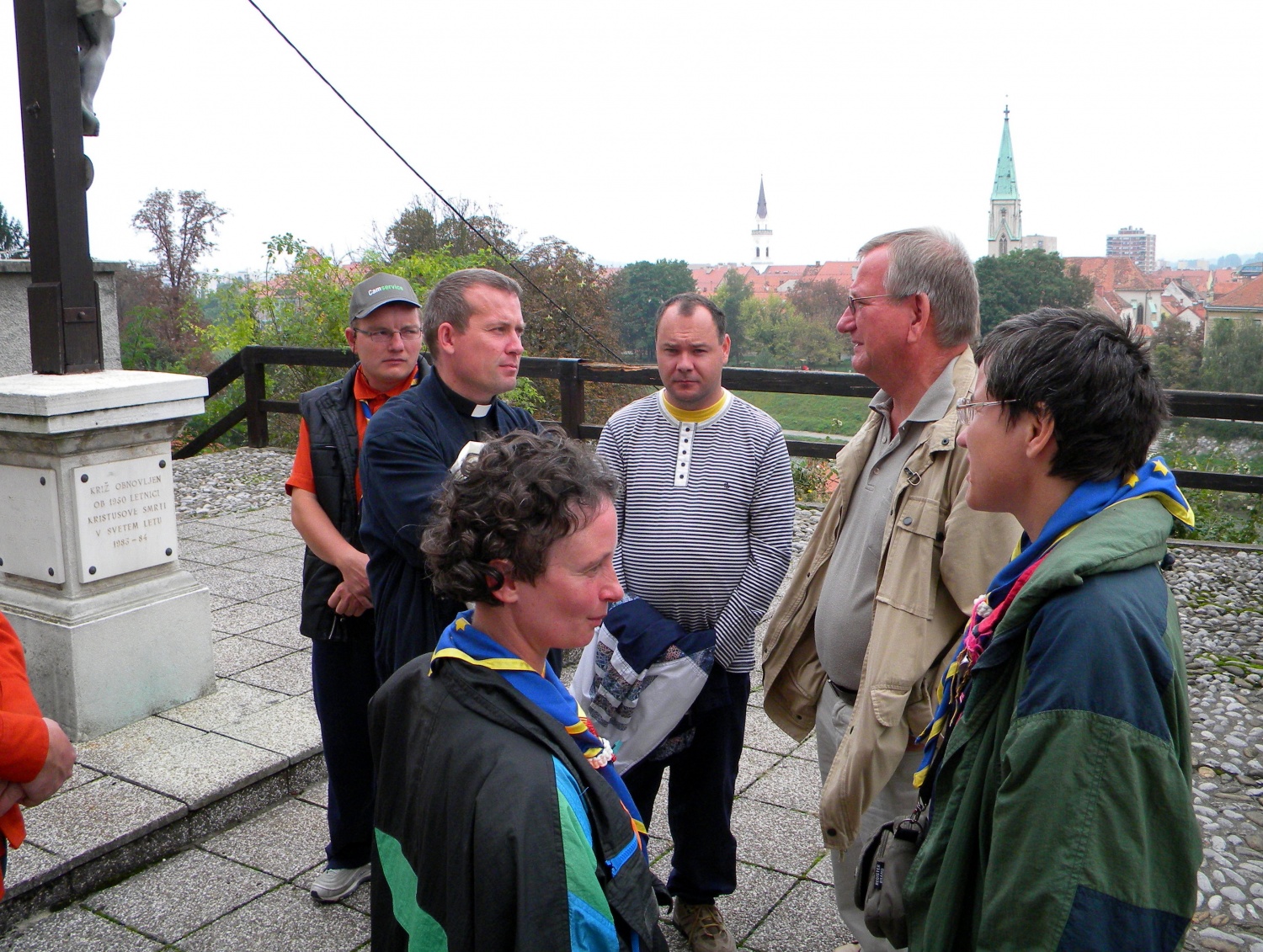 V pogovoru z novim misijonarjem.