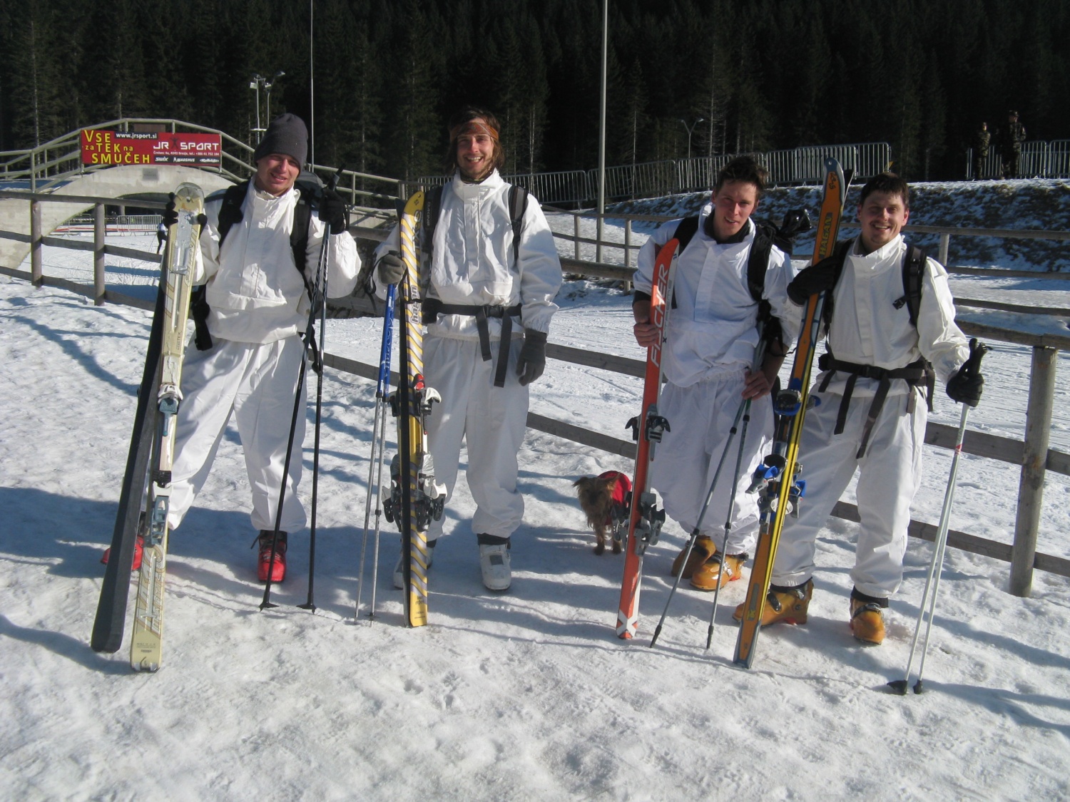 Skavtska ekipa po opravljeni poti