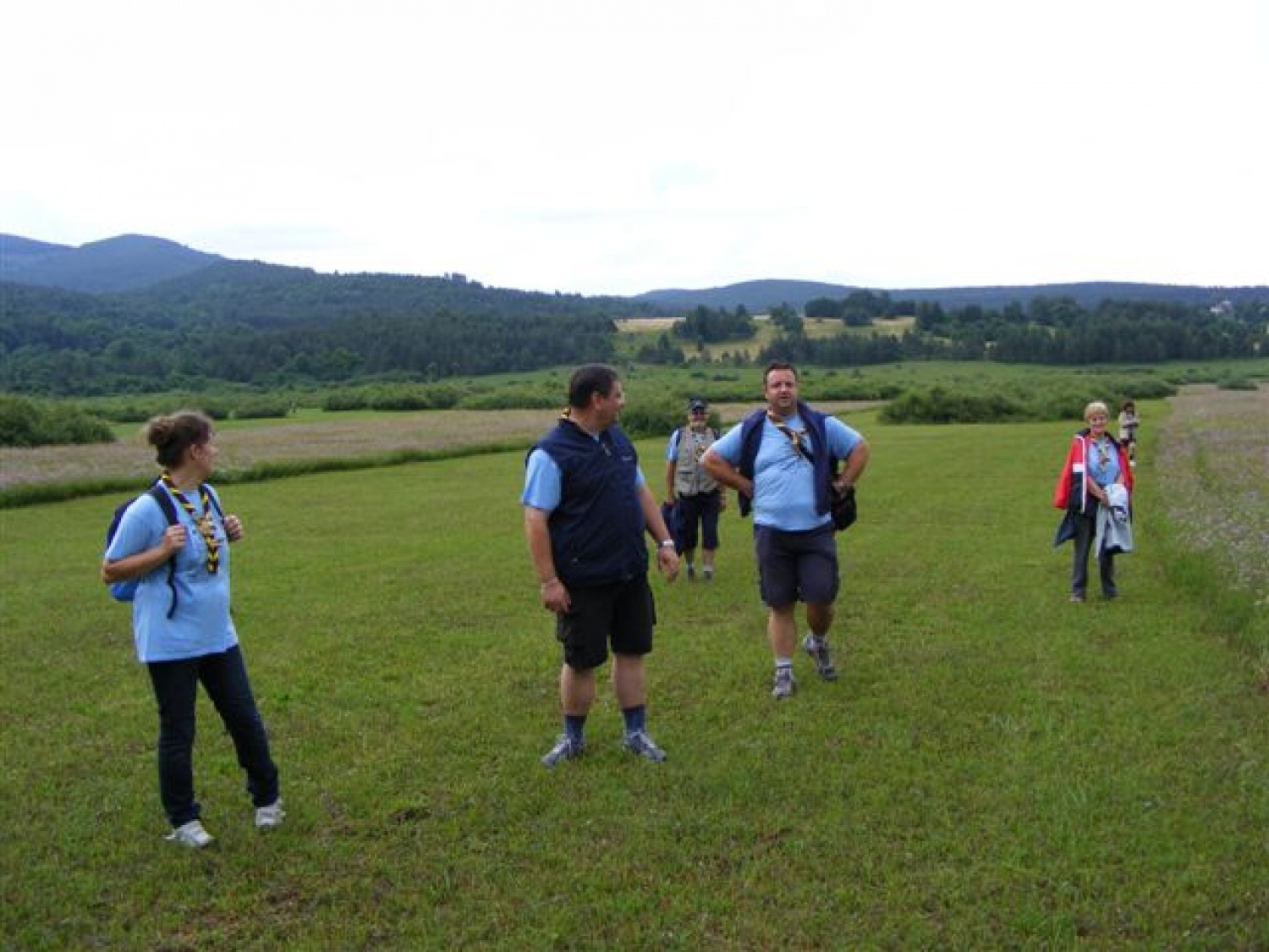 »Malo pozno, pa vendar iz srca…«
Zakaj tako?
Zato, ker se je naš letošnji tabor odvijal že daleč nazaj, od 24.-27.6.2009. Da ne bi imeli vtisa, da smo na Ptuju zaspali, vseeno poročamo o našem taboru.