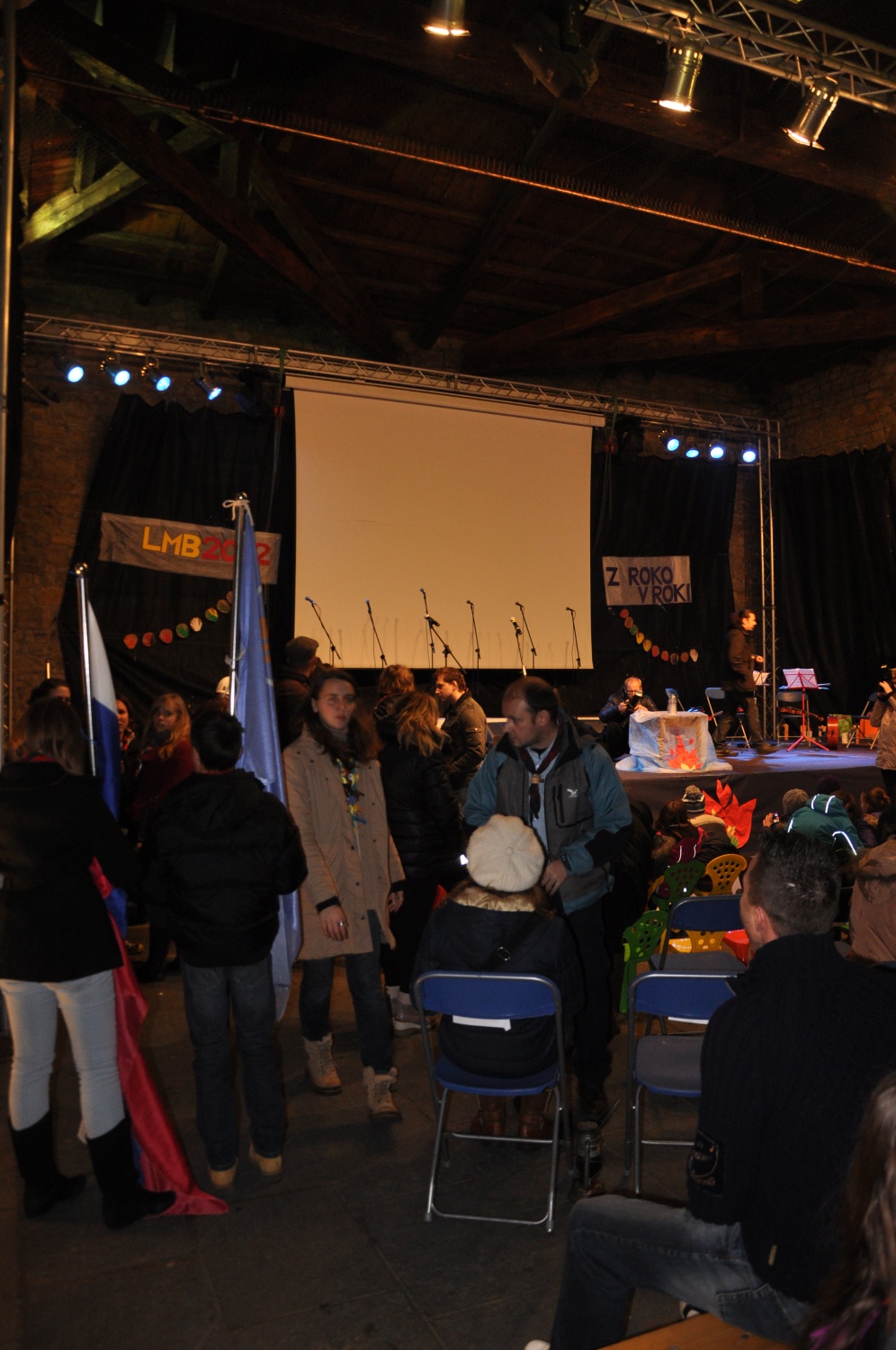 Še zadnji gosti prihajajo