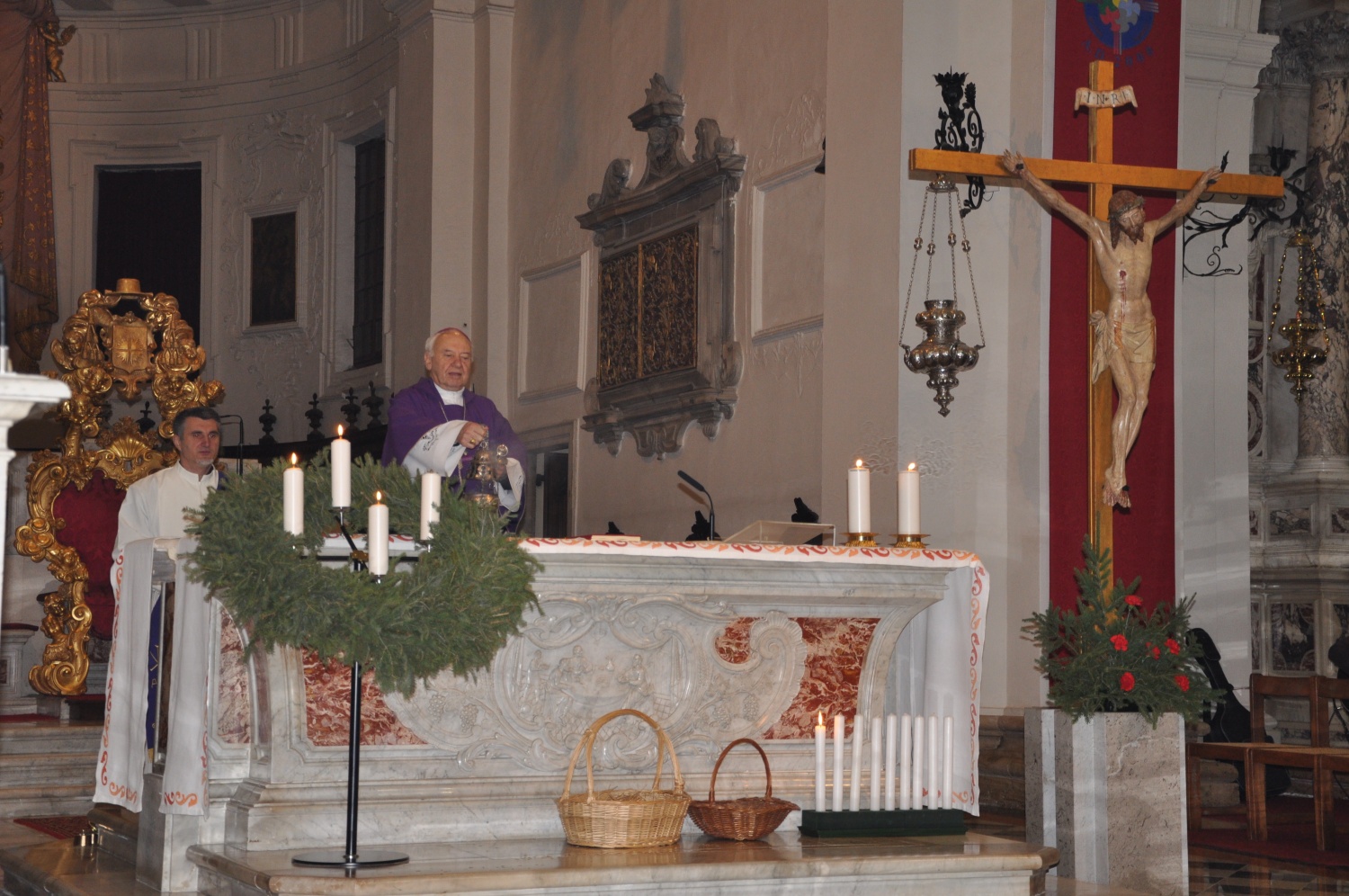 Mašo je daroval škof Jurij Bizjak