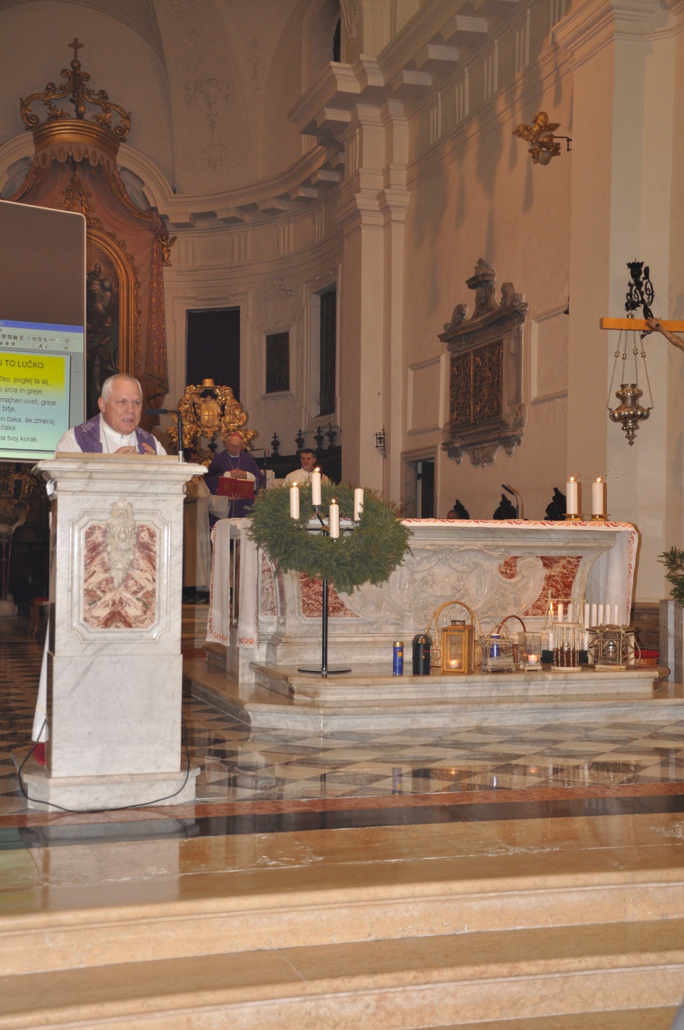 Ob zaključku nas je nagovoril še tukajšnji župnik