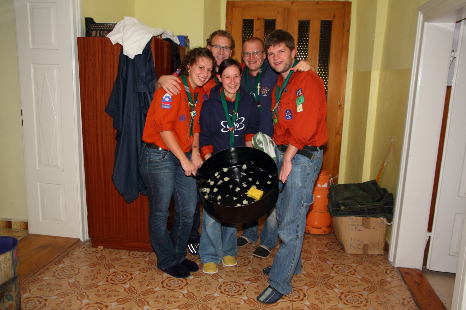 Tegale bo treba pa v banji pomit.