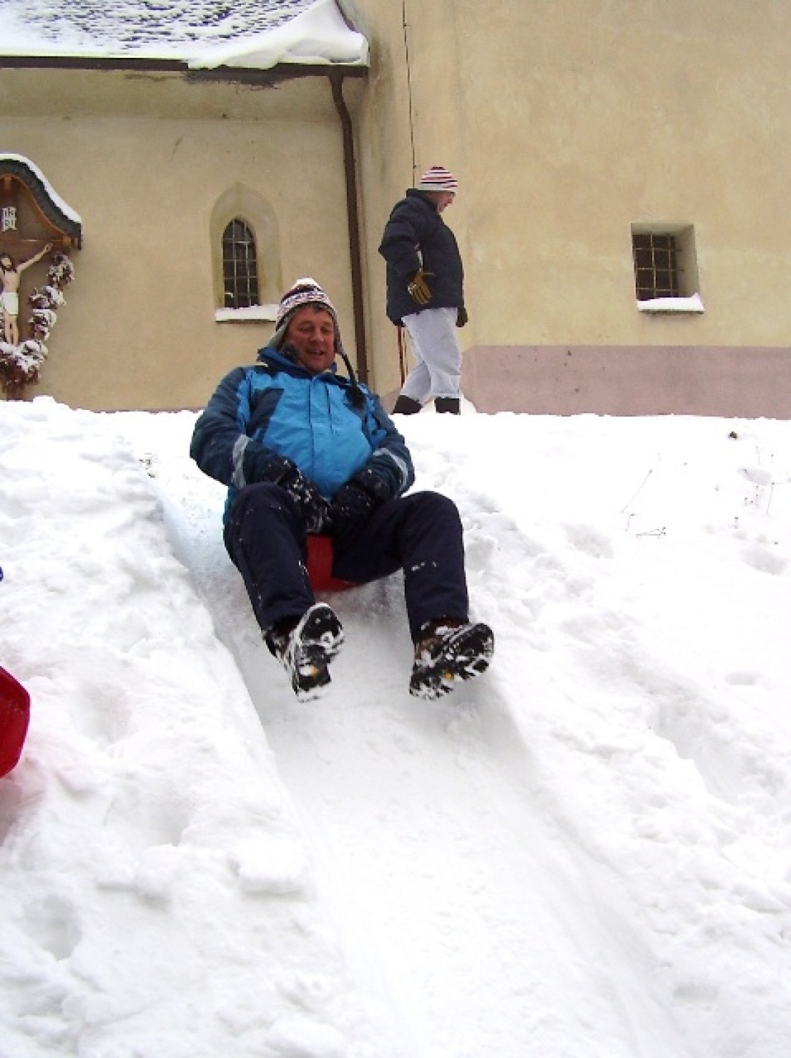 ZIMSKE RADOSTI-SVOBODNI NA SNEGU