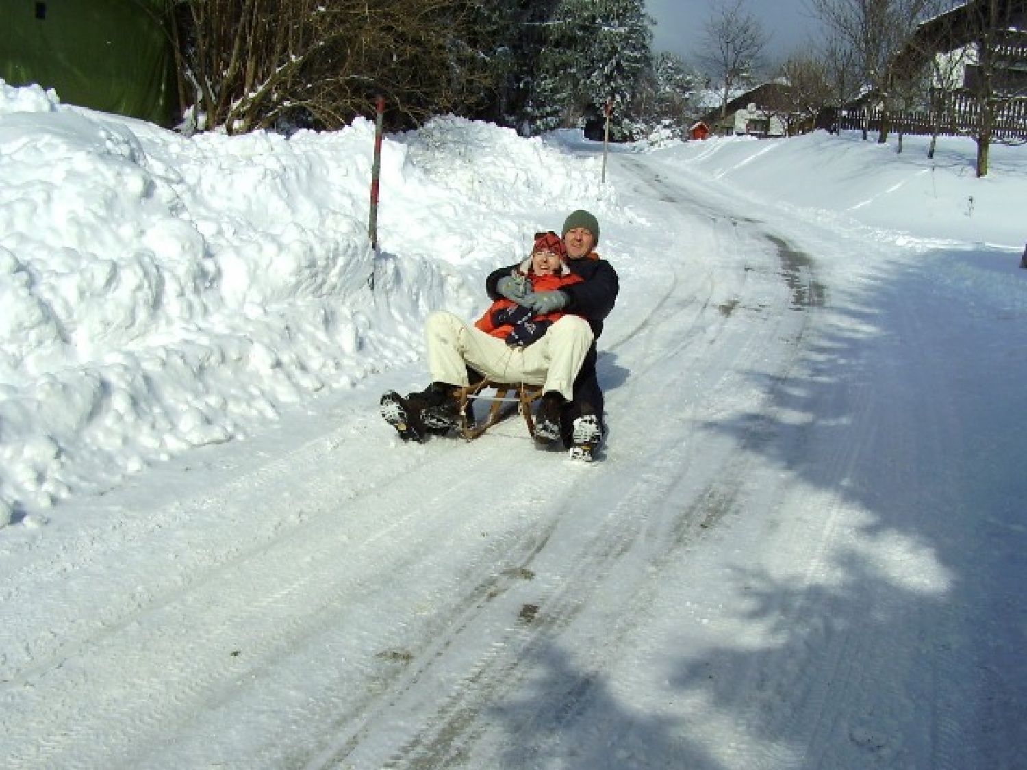 ZIMSKE RADOSTI-SVOBODNI NA SNEGU