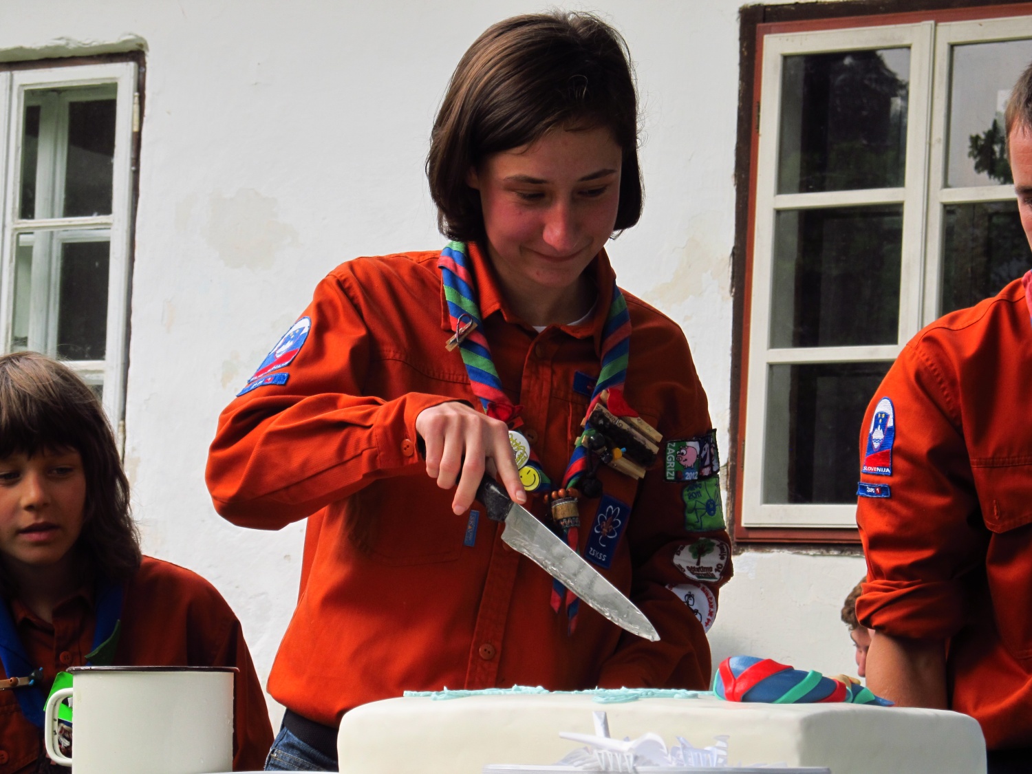 Stegovodkinji je pripadla čast, da zareže v torto :)