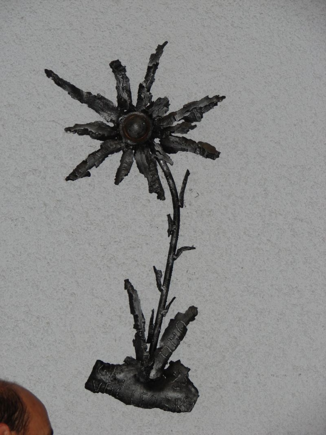 planika iz ostankov granat