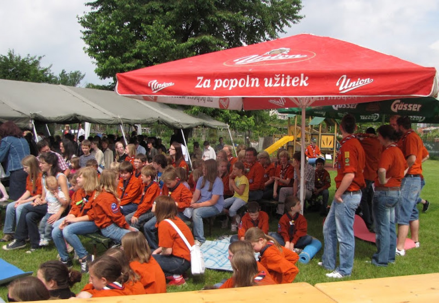 Skavti na zaključni maši