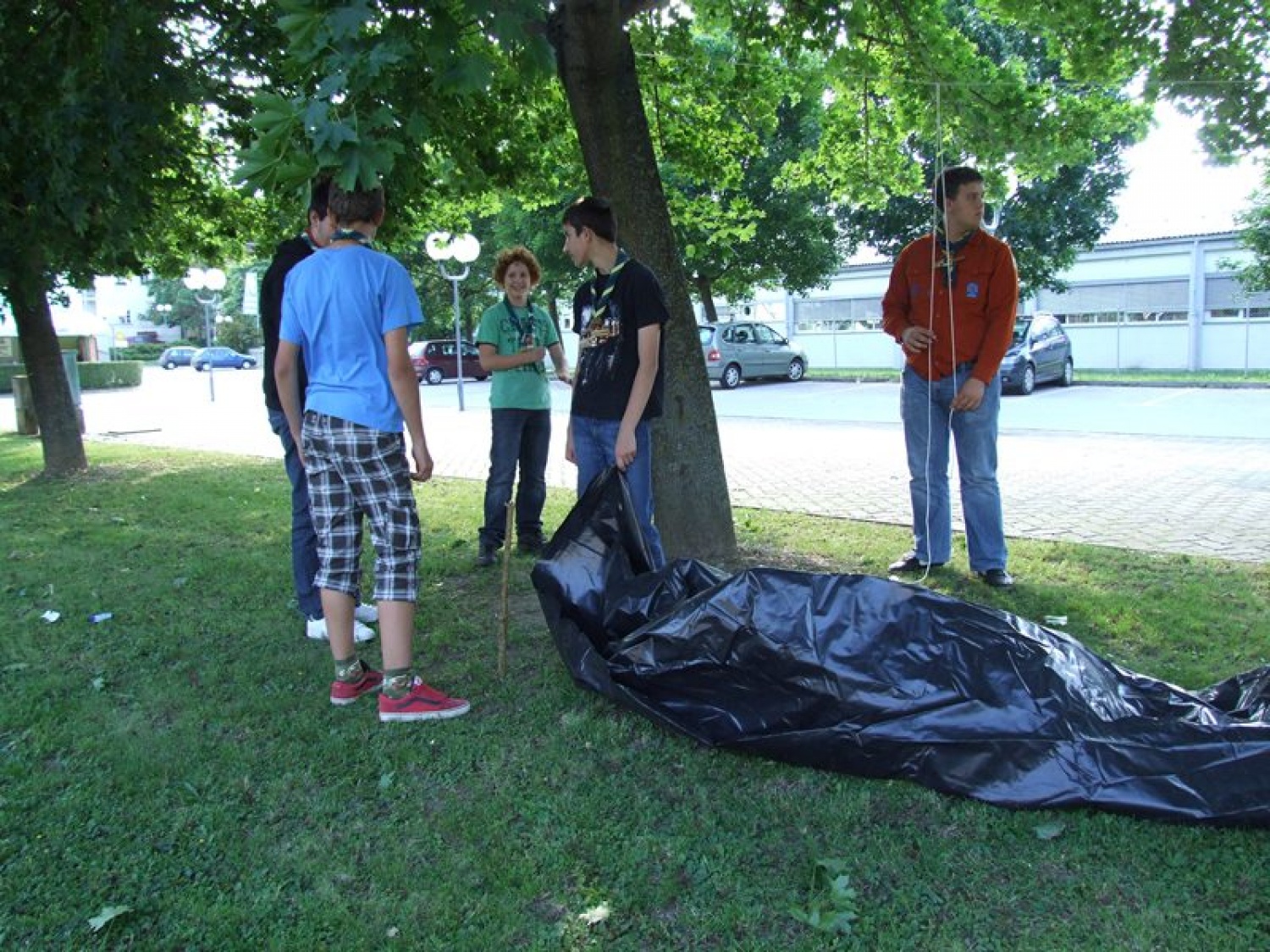 Postavili tabor v mestu