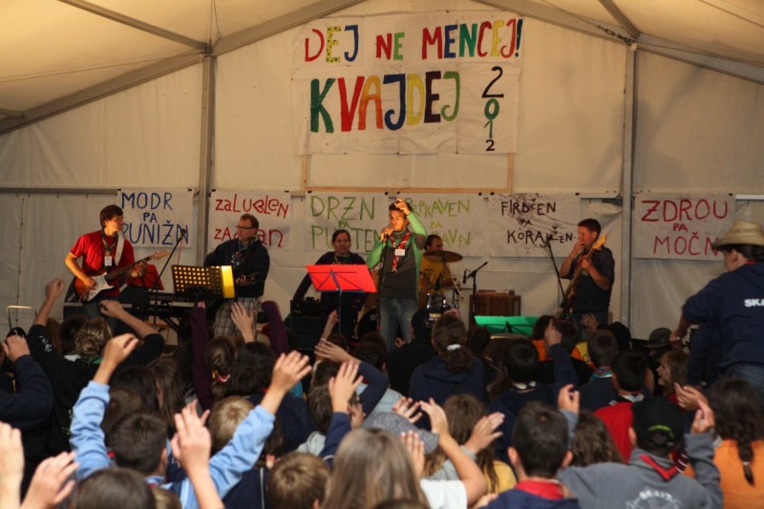 Kvajdej - koncentriran skavstki duh (VIDEO)