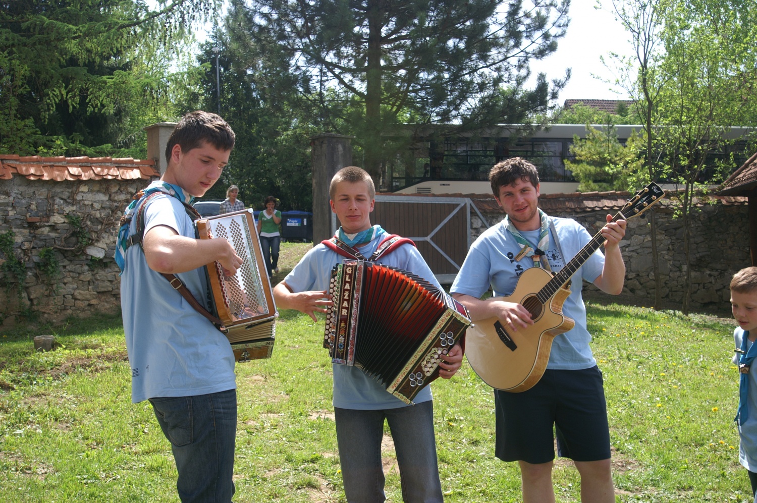 brez muzike ni piknika