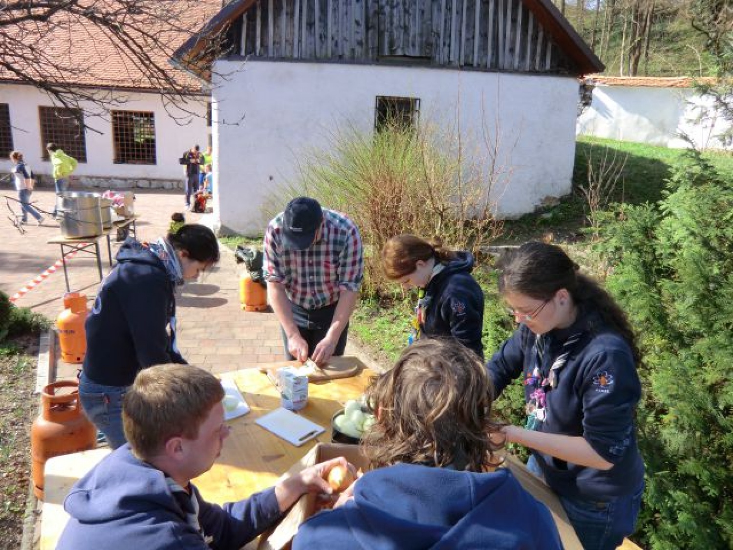 ne jokat... saj je samo čebula