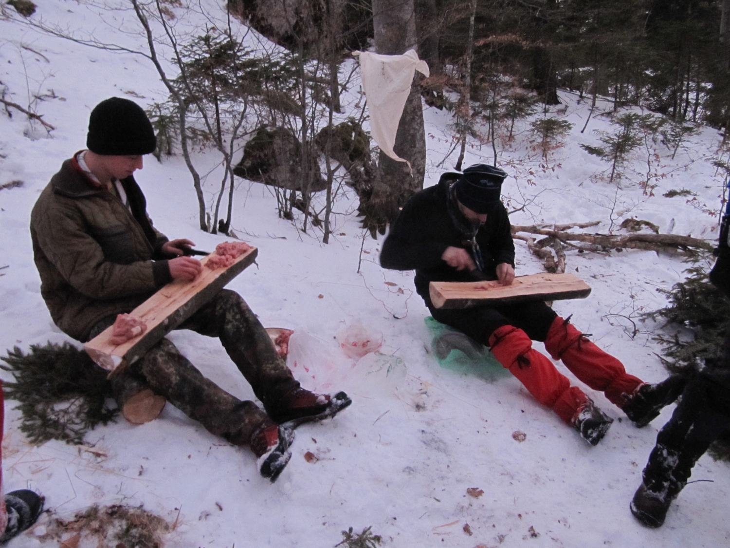 Meso za golaž se že reže