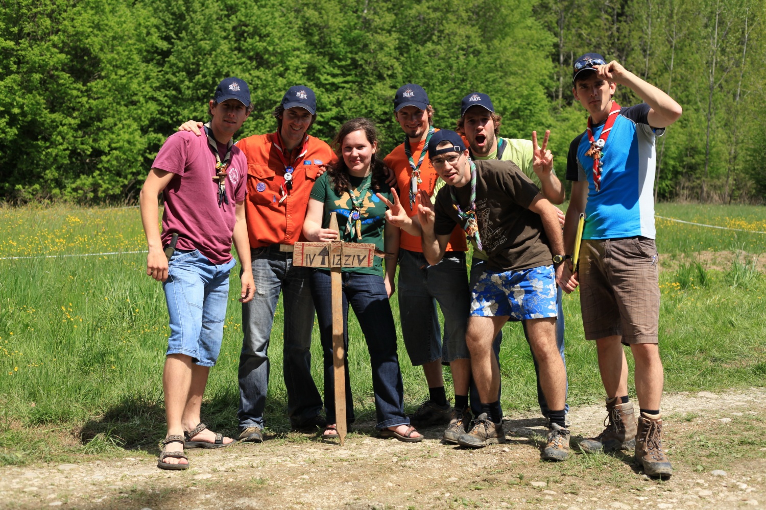 IV IZZIV 2012 - trop