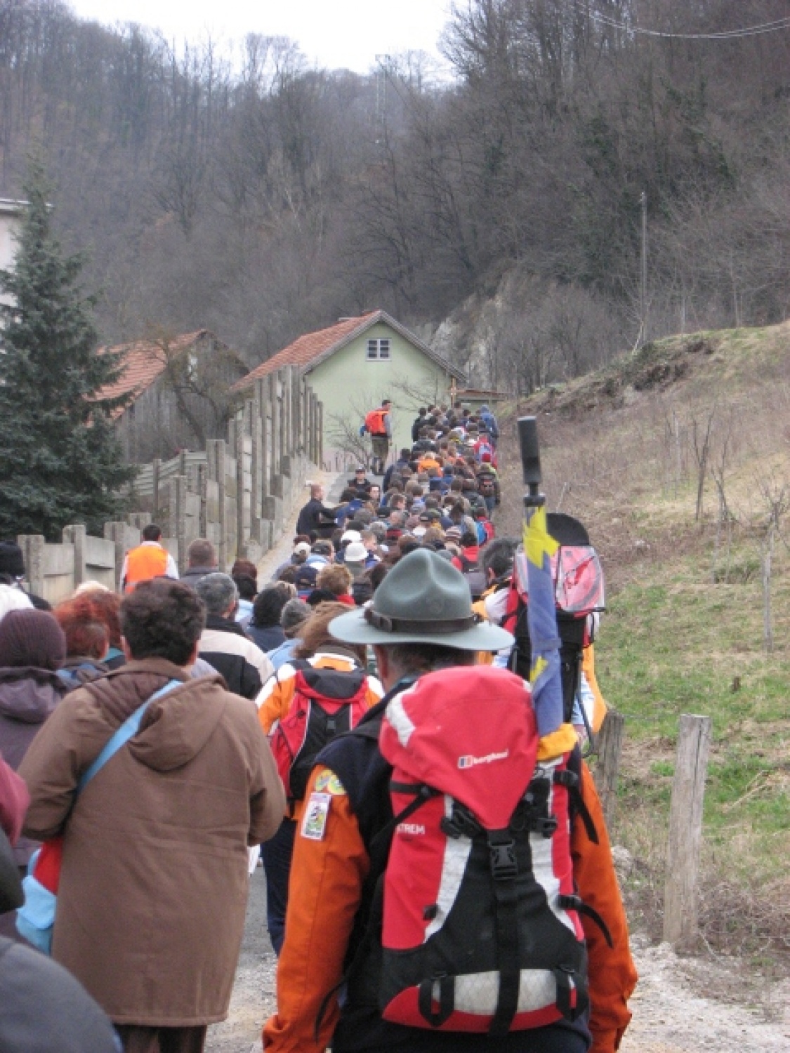 Od Krapine do Gornjeg Jesenja nas je prejšnjo soboto hodilo le par manj kot dvesto
